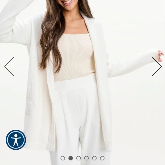 NWT Black Splendid Sweater Cardigan Serafina Cashmere Blend Size XS - Picture 3 of 4